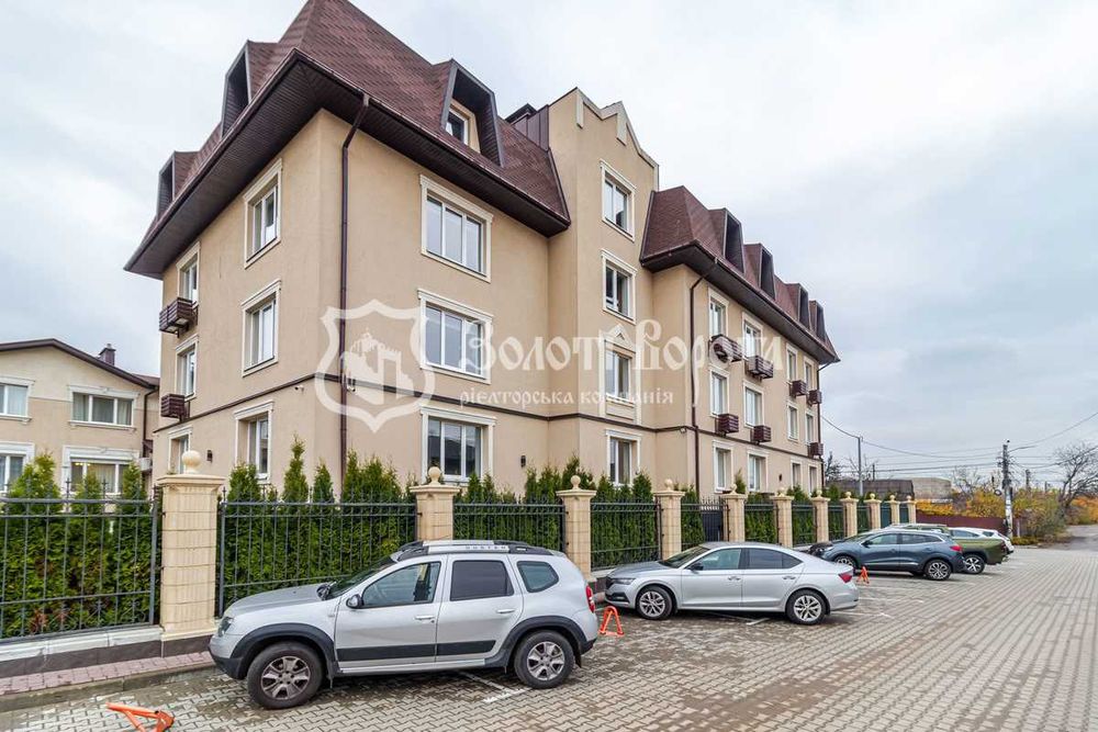 Квартира,1к. Дизайнерський ремонт. Вишнева, 2, Солом'янський район