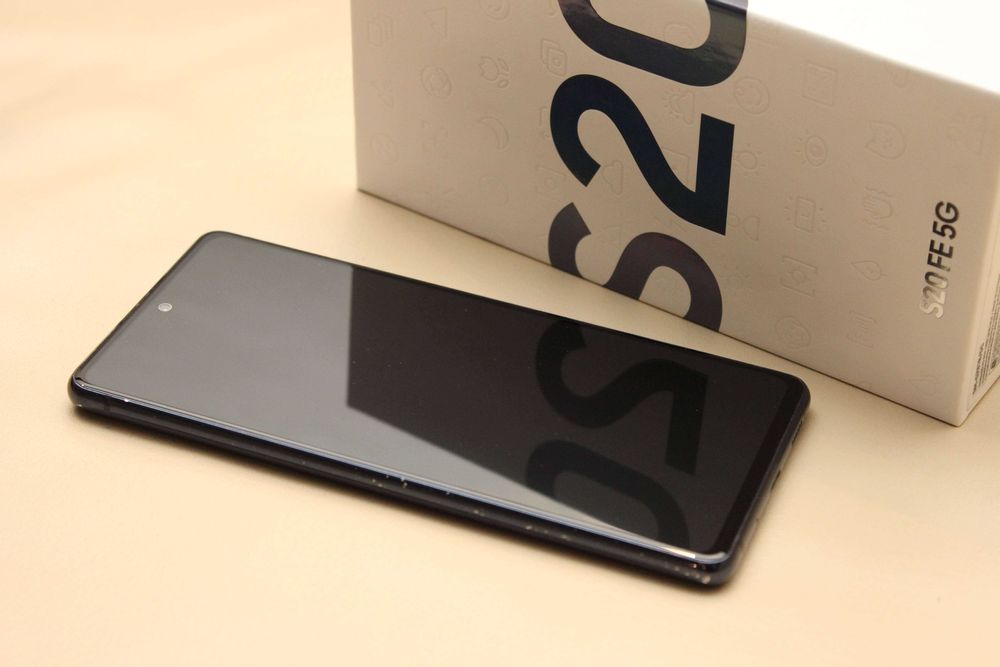 Telefon Samsung S20 FE S20FE 5G 6 / 128 GB