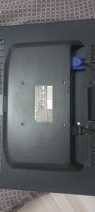 Монітор  HANNS G.,клавіатура та мишка