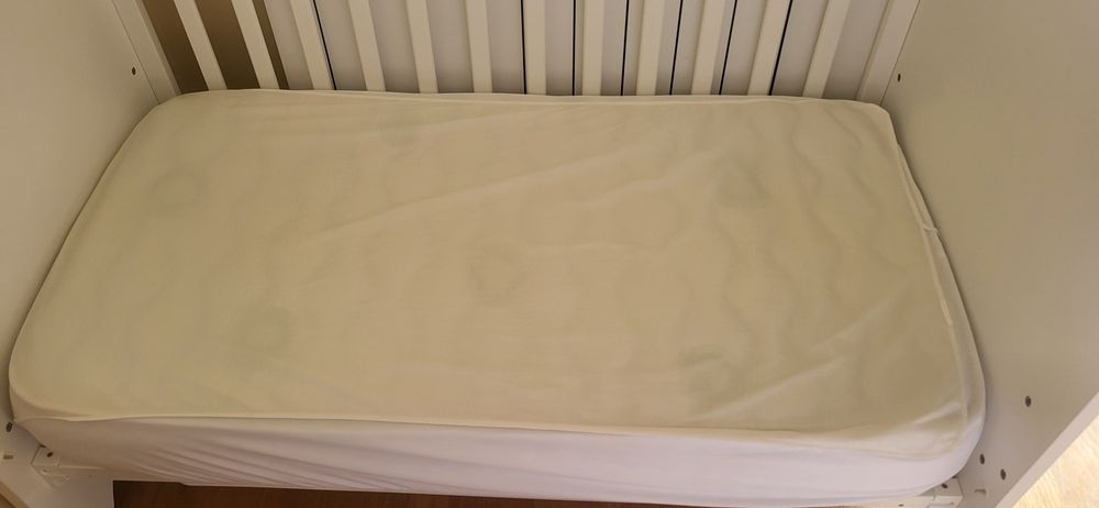 Vendo berço bebé Zippy 120x60cm (colchão à parte)