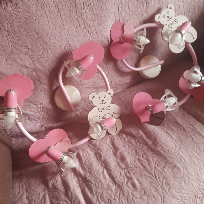 Lampa sufitowa  różowa dla Dzieci la