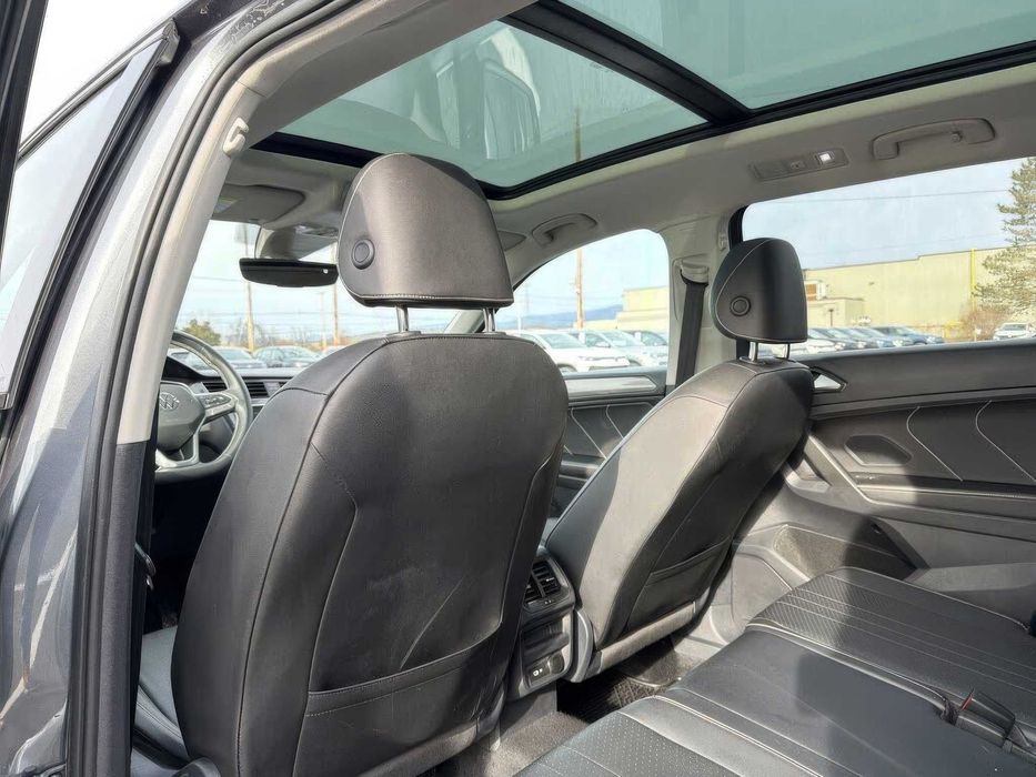 Volkswagen Tiguan      2023