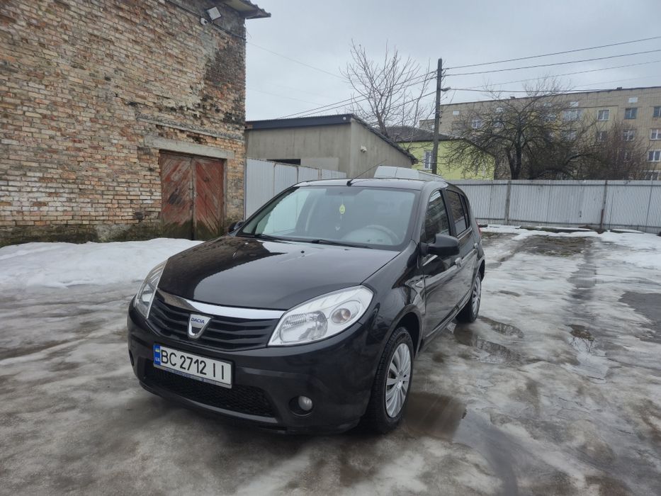 Продаж. Можлива розстрочка. Оренда.