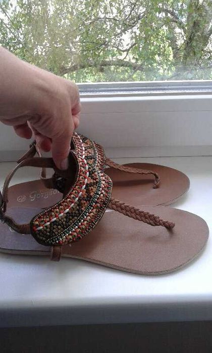 Босоножки your feet look gorgeous. натуральная кожа.38р