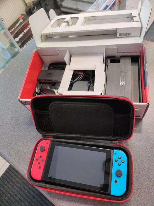 W2//Nintendo/ Switch Zestaw/ Szczecin