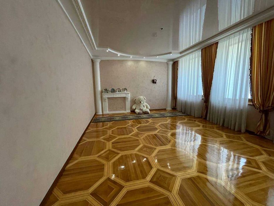 Продаж будинку в Космічному районі