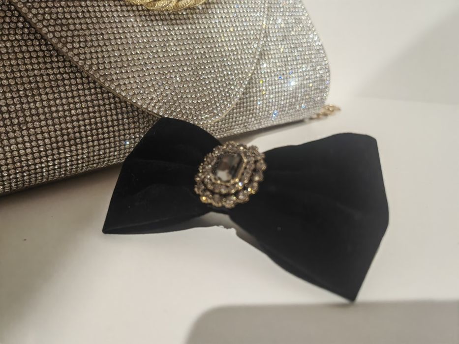 Elegancka gumka do włosów kokarda