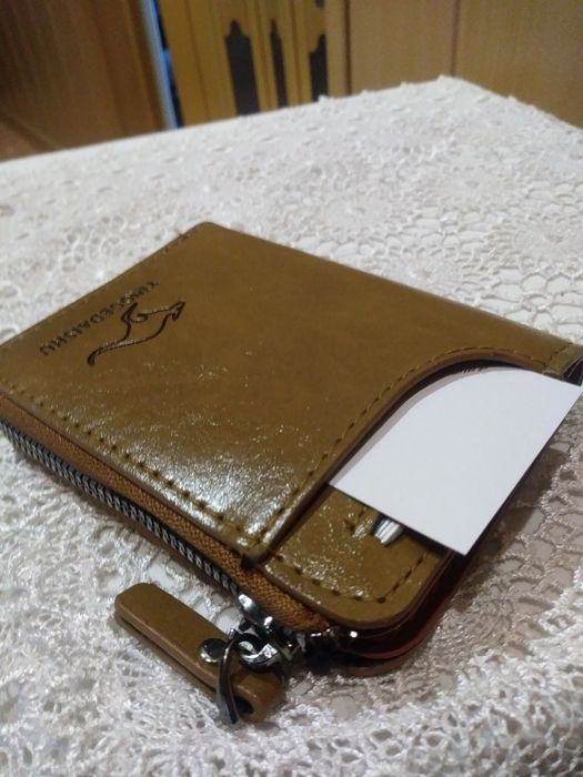 Portfe) skorzany Australia