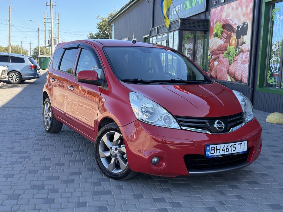 продам Nissan Note 2011 г