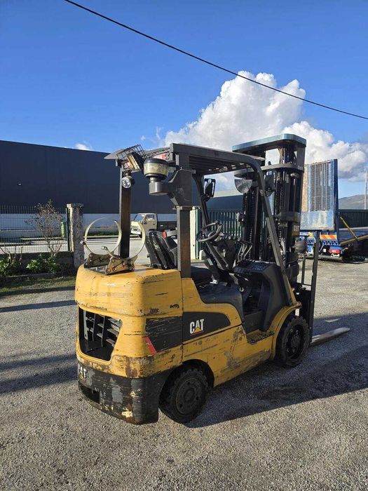 Empilhador Caterpillar GC30 N