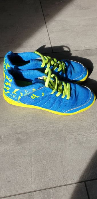 Buty halówki marki KIPSTA (Decathlon) Roz. 28