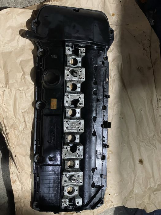 Клапанная крышка М54 м52