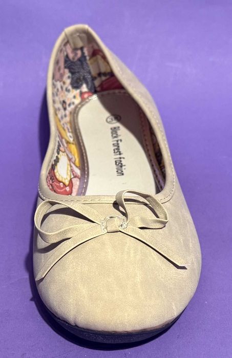 Beżowe gładkie baleriny z kokardą rozmiar 37