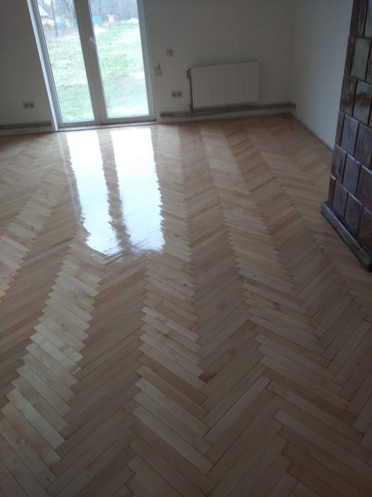 шліфування паркету.