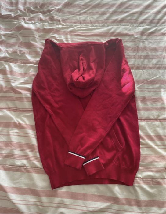 Polo vermelho da Quebramar