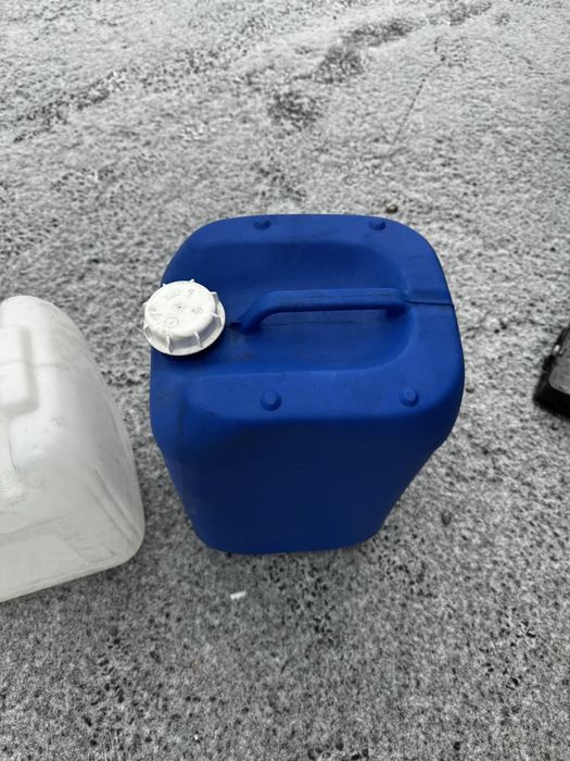 Bańki 20-25 litrów