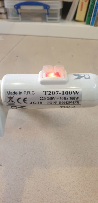 Suporte de toalhas eléctrico