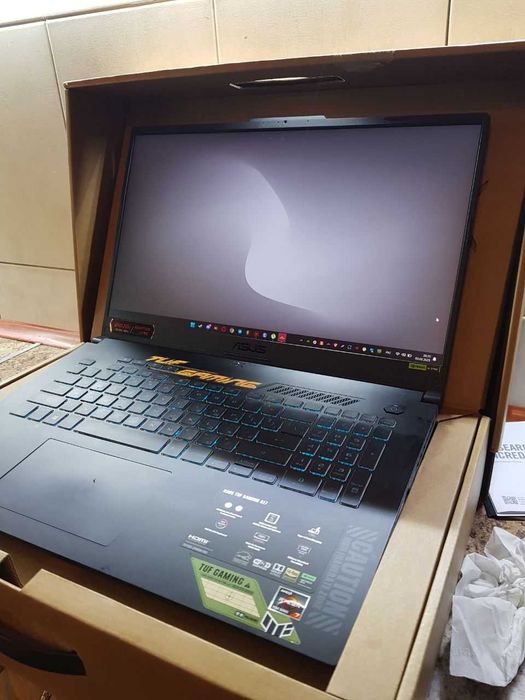 Редкий 2024 ASUS TUF 17 / Ryzen 7 / RTX4060 / M2 2TB / 240hz Игровой