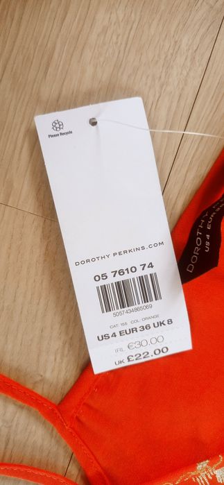 T-shirt na ramiączkach r. 36