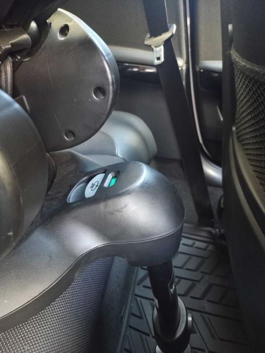 Cadeirinha e base isofix