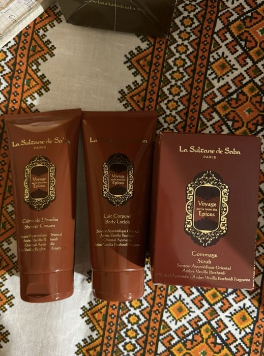 Гель для душу та скраб la sultan de saba