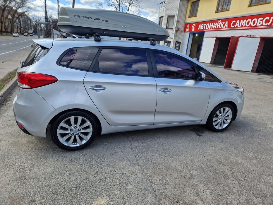 Продам KIA Karens 2013р.