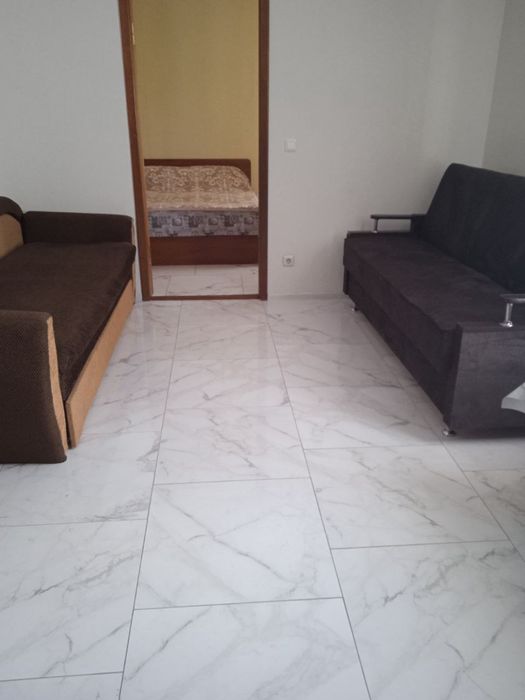 Центр 2к подобово світло  не вимикається