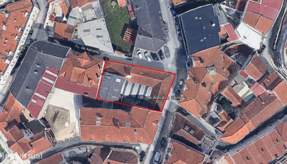 Moradia com PIP aprovado para construção em altura.