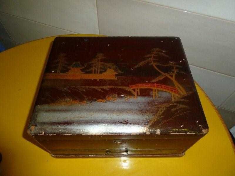 Caixas lacadas antigas