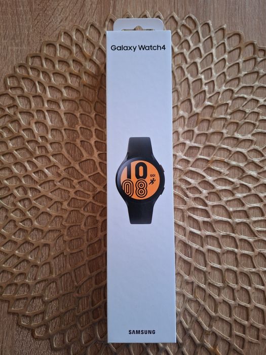 Sprzedam smartwatch - Samsung Galaxy Watch4 Bluetooth (40mm)