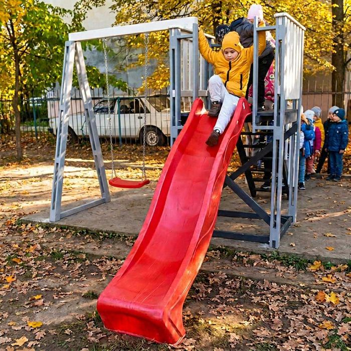 Дитяча гірка, гойдалка | Гірка з гойдалкою для садочка, Майданчик
