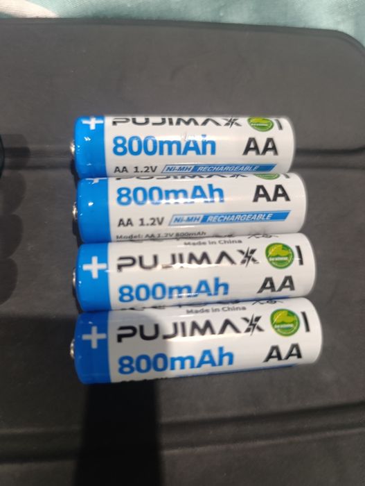 Акумуляторні батарейки ААА і АА і 18650