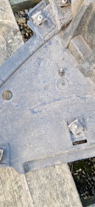 Nissan qashqai J11 nadkole lewe prawe