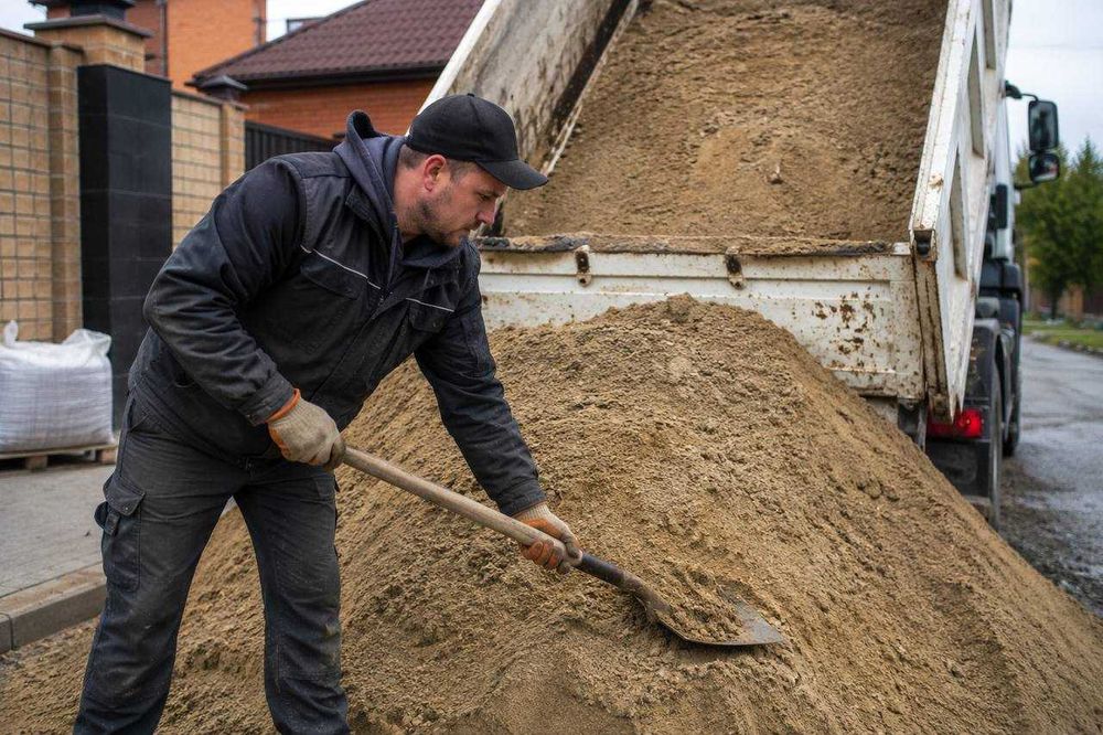 Самоскиди сипучих матеріалів | Пісок, щебінь, відсів
