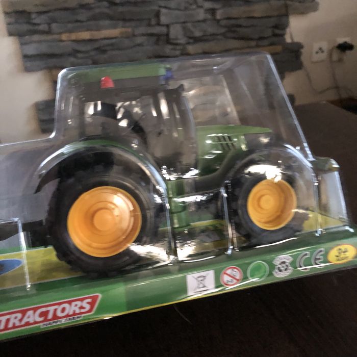 Traktor farmerski z przyczepą 48tknz