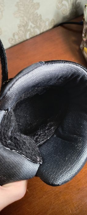 Зимові шкіряні черевики (чоботи) 33 розмір