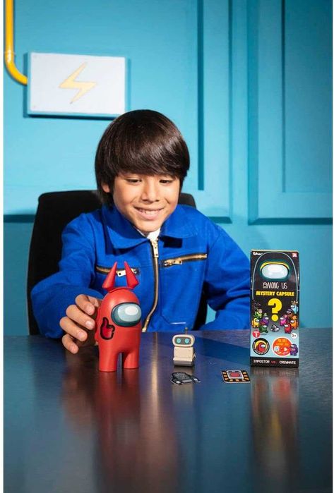 Оригінал Таємнича капсула YuMe Toys Among Us Mystery Capsule 10 см