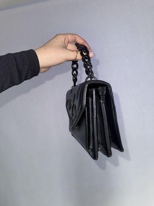 Стильна чорна сумка, без дефектів! Єдине, що треба повитирати від пилу