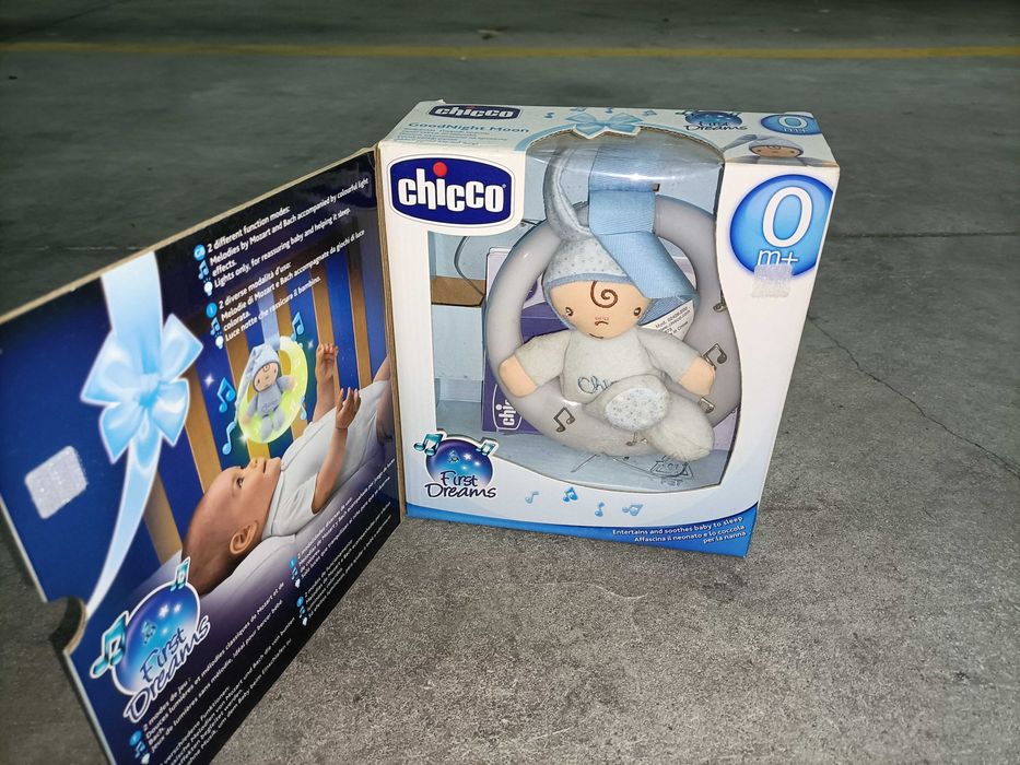 Espreguiçadeira Chicco + Almofada de amamentação + Tapete + Pega Bébé