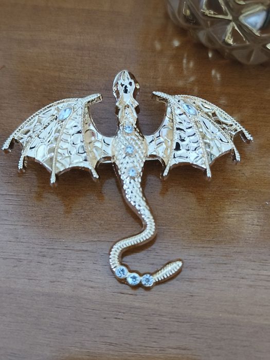 Alfinete Dragão Dourado