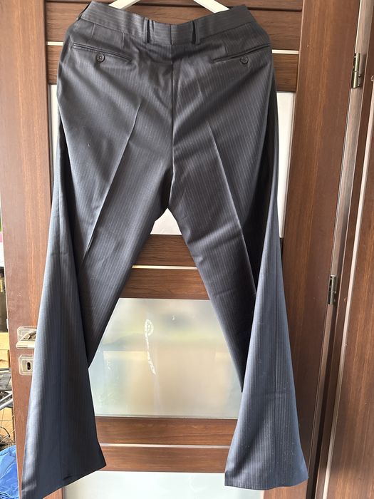Garnitur Vistula 188/104/90 czarny w prążki
