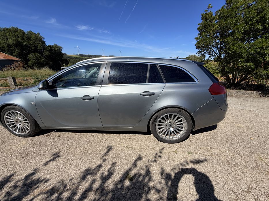 Opel Insignia  2.0  2010