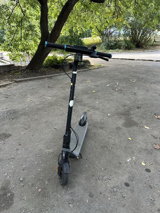 Електросамокат ninebot e2