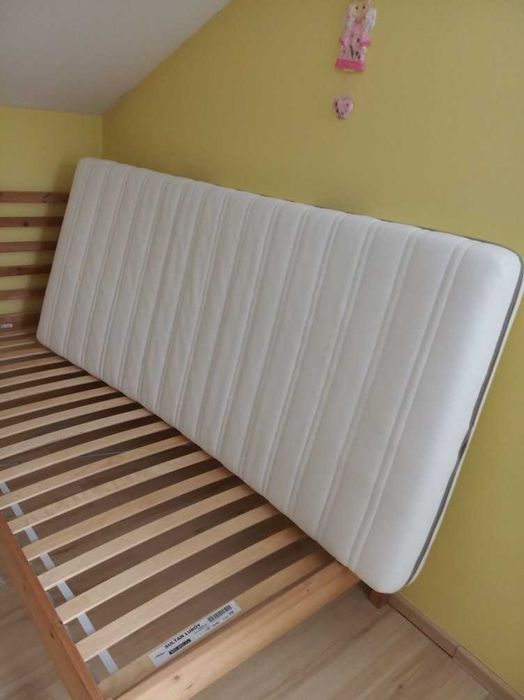 łóżko sosnowe TARVA z materacem IKEA