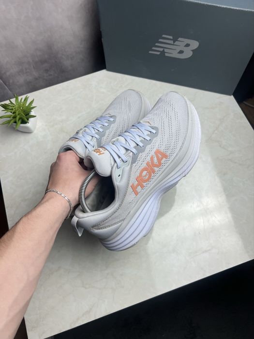Кросівки Hoka Bondi 8 Розмір 44 Original Взуття