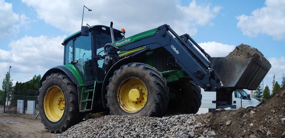 Wywóz ziemi oraz Transport ciągnikiem rolniczym