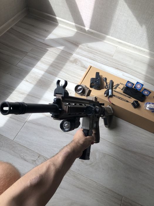 Профессиональный игрушечнй автомат на орбизах ,гель бластер Орбиган