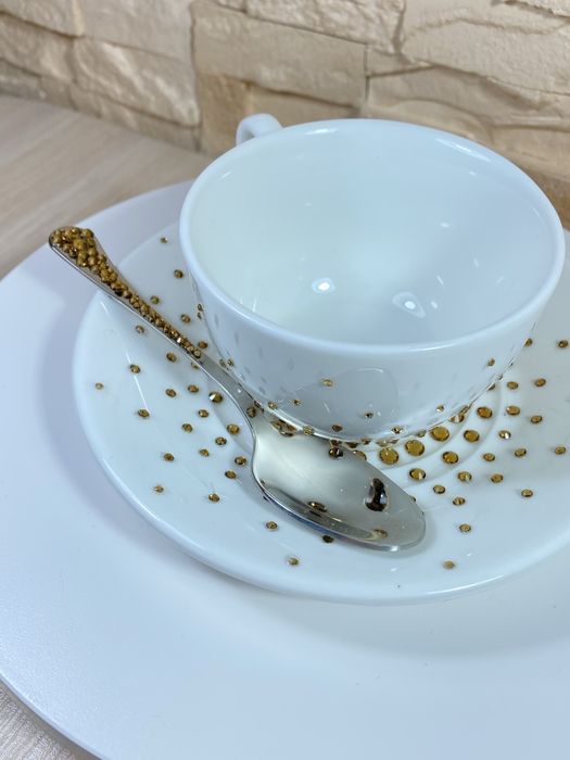 Чашка зі стразами