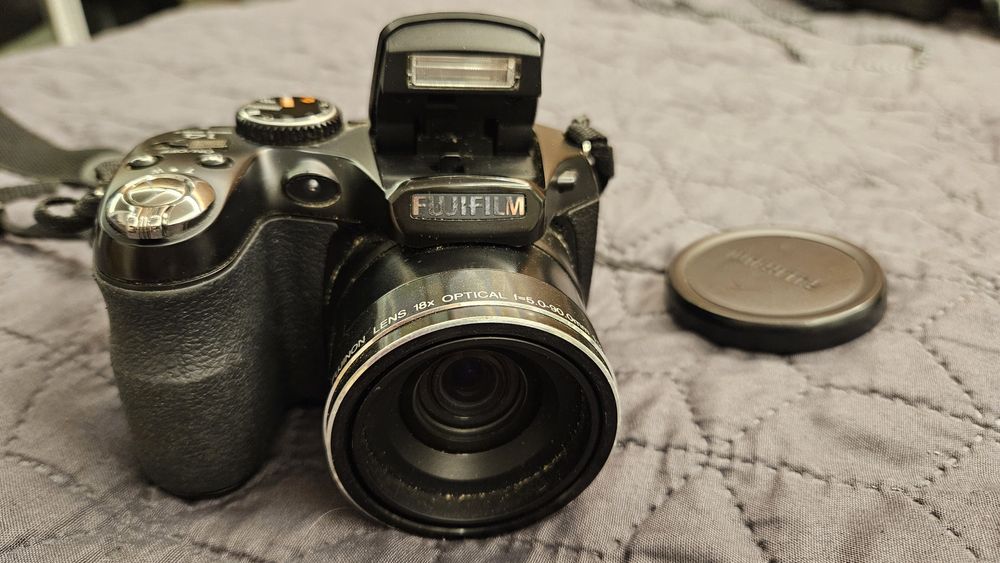 Aparat Fuji Finepix s2995