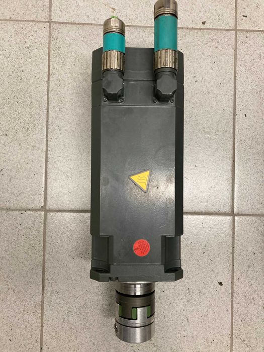 Silnik SIEMENS 1FT6062-1AF71-3EH1 1FT60621AF713EH1 SERWO